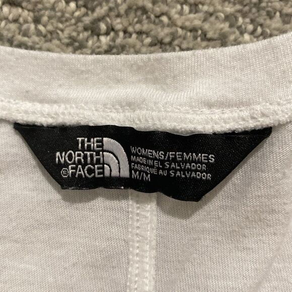 The North Face T-shirt - Picture 3 of 3